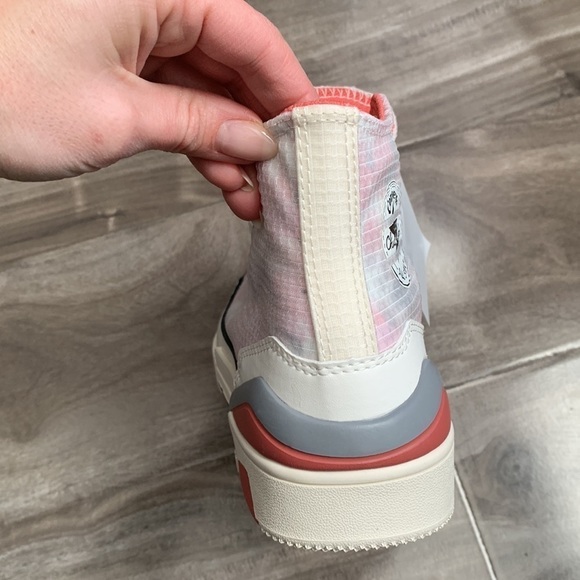 Converse Washed Floral CPX Women’s High Top Sneakers - Picture 7 of 16